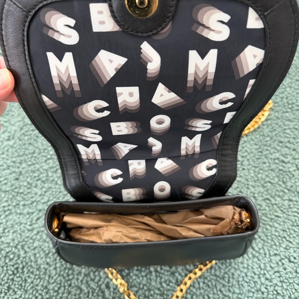 NWOT  Marc Jacobs Black Crossbody with Gold Chain - Picture 6 of 8